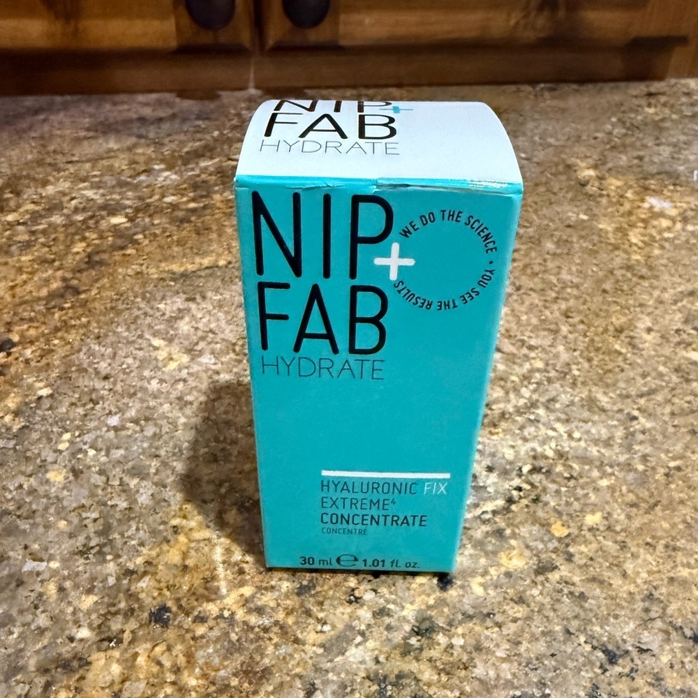 Nip+Fab Hydrate Hyaluronic Fix Extreme Concentrate